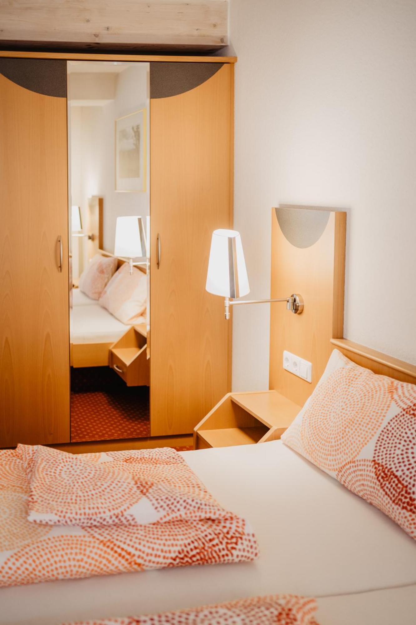 Hotel Garni Stube Endingen am Kaiserstuhl Bagian luar foto
